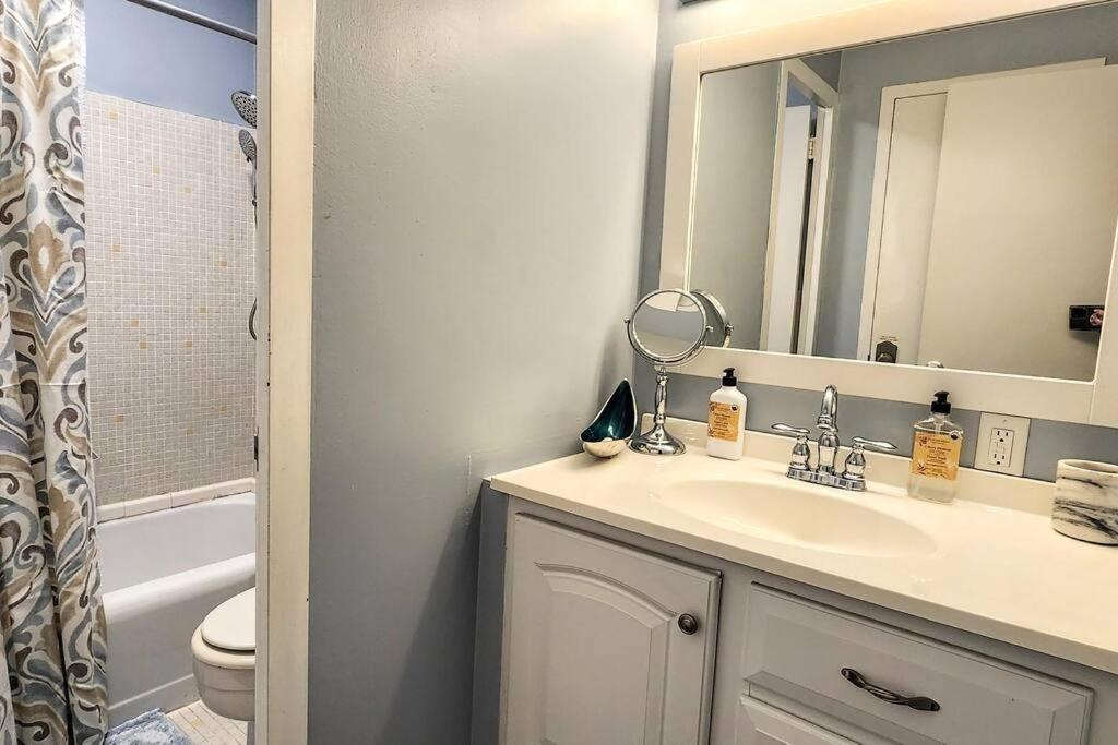 Perfect Couples Retreat - Close To All Amenities Хот Спрингс Екстериор снимка